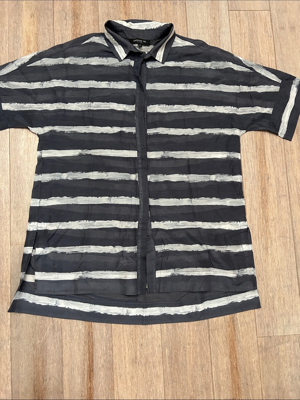 Lafayette 148 New York Silk Cotton Gray Short-Sleeve Button-Down Top M